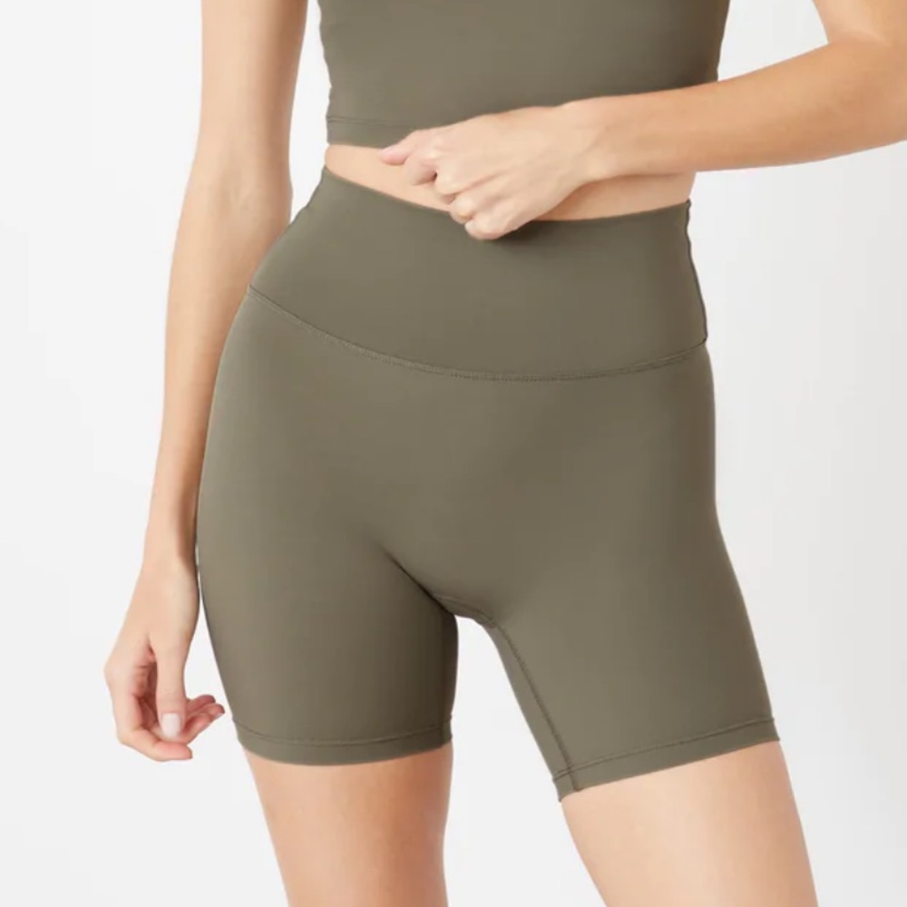 Adanola - ultimate cropped shorts - olive green